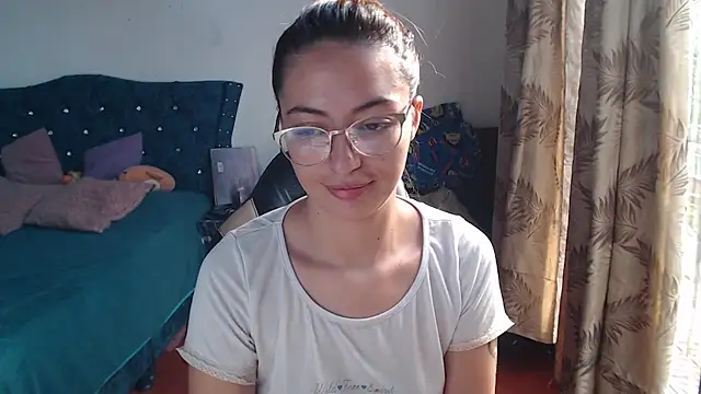 Kate lorens9 online show from 08-02-26, 12:47