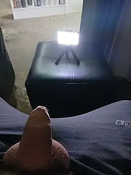 Snapshot of jesus69sex chatting on 10-23-25, 02:38 jesus69sex online show from 10-23-25, 02:38