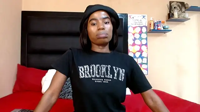 Snapshot of LongPussyLipsxx chatting on 01-24-25, 08:43 LongPussyLipsxx online show from 01-24-25, 08:43