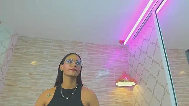 ZoeSmitth online show from 04-18-26, 11:47