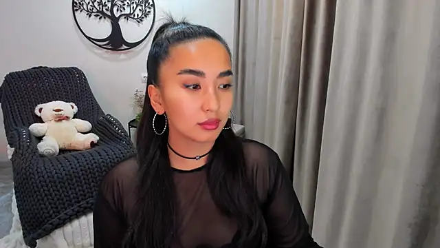 worldofkim online show from 10-24-25, 04:58