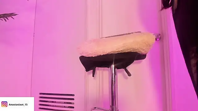 Snapshot of Miia_Thompsonn chatting on 02-27-25, 06:07 Miia Thompsonn online show from 02-27-25, 06:07