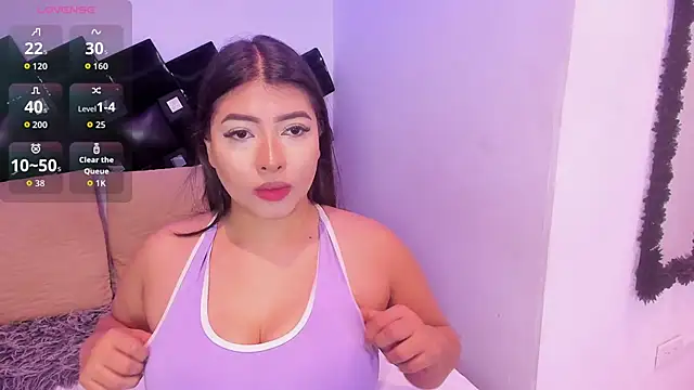Miia Thompsonn online show from 06-27-26, 12:33