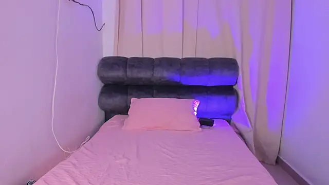 AmyStevenss online show from 07-22-26, 06:27