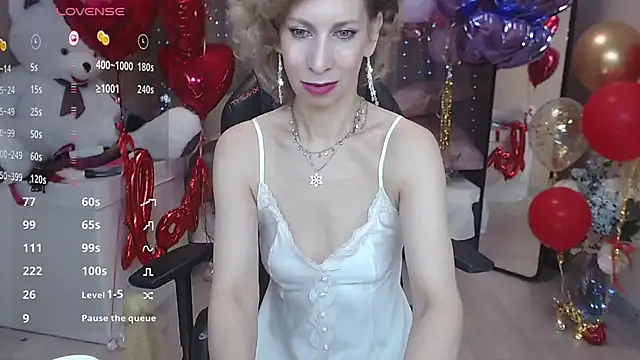 AdrianaSea online show from 02-13-25, 07:45