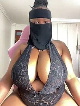 Snapshot of BoobiesGalore chatting on 06-14-26, 12:18 BoobiesGalore online show from 06-14-26, 12:18