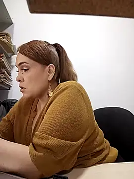 Snapshot of Miss_Agatha chatting on 01-17-25, 02:08 Miss Agatha online show from 01-17-25, 02:08