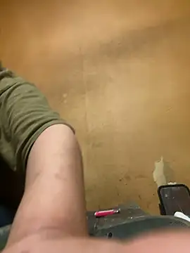 punk0805 online show from 10-13-25, 01:55