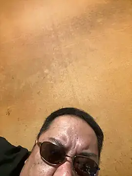 punk0805 online show from 04-24-26, 03:36