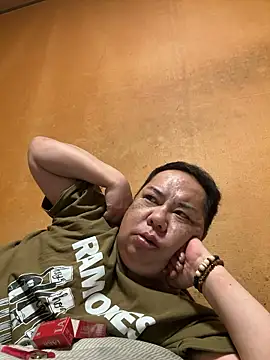 punk0805 online show from 04-25-26, 02:14