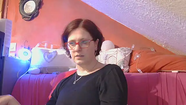 Snapshot of lanax chatting on 05-12-26, 12:13 lanax online show from 05-12-26, 12:13