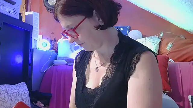 Snapshot of lanax chatting on 05-25-26, 11:05 lanax online show from 05-25-26, 11:05