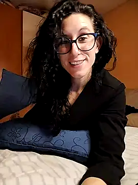 Snapshot of SofiaMori chatting on 01-15-25, 10:02 SofiaMori online show from 01-15-25, 10:02