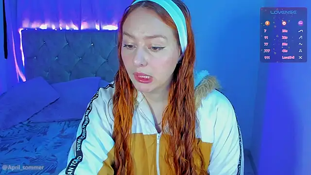 Snapshot of April_sommer1 chatting on 11-22-25, 08:13 April sommer1 online show from 11-22-25, 08:13