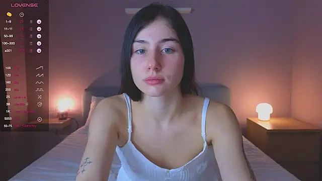 Snapshot of Vostok-6 chatting on 10-17-25, 04:20 Vostok-6 online show from 10-17-25, 04:20