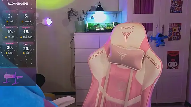 Britney Lynch online show from 12-04-25, 09:12