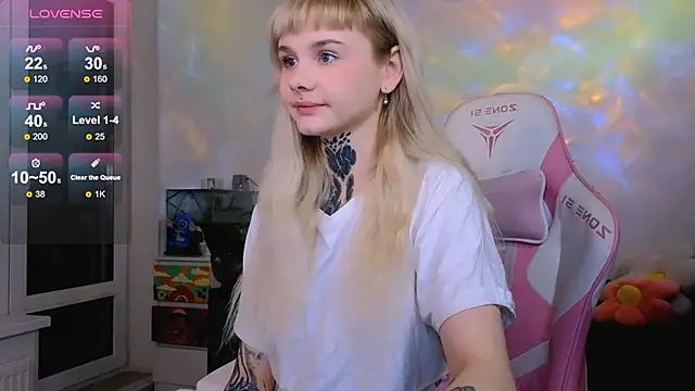 Britney Lynch online show from 03-27-26, 07:02