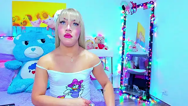 Candy Candy   online show from 02-17-26, 06:03