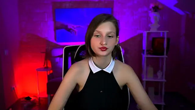 EllaHorton online show from 07-06-26, 01:30