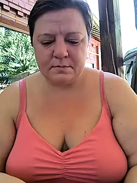 Snapshot of jusichka chatting on 09-22-25, 07:10 jusichka online show from 09-22-25, 07:10