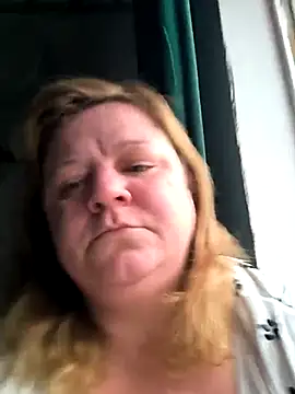 Snapshot of jusichka chatting on 11-23-25, 08:03 jusichka online show from 11-23-25, 08:03