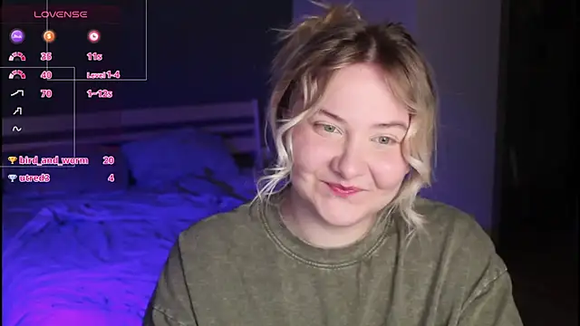 sensual girrrl online show from 05-26-26, 11:45