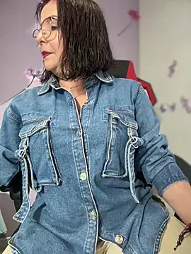 PaulinaSanders X online show from 12-15-24, 02:48