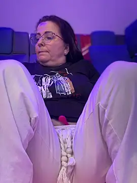 PaulinaSanders X online show from 01-28-25, 10:34