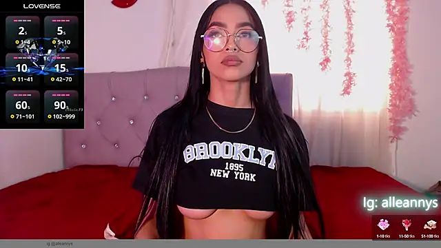 Snapshot of Alleanys_Cristal chatting on 02-24-25, 05:20 Alleanys Cristal online show from 02-24-25, 05:20