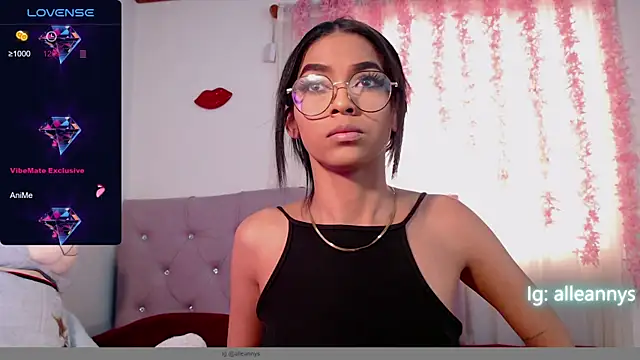 Snapshot of Alleanys_Cristal chatting on 03-21-25, 02:18 Alleanys Cristal online show from 03-21-25, 02:18