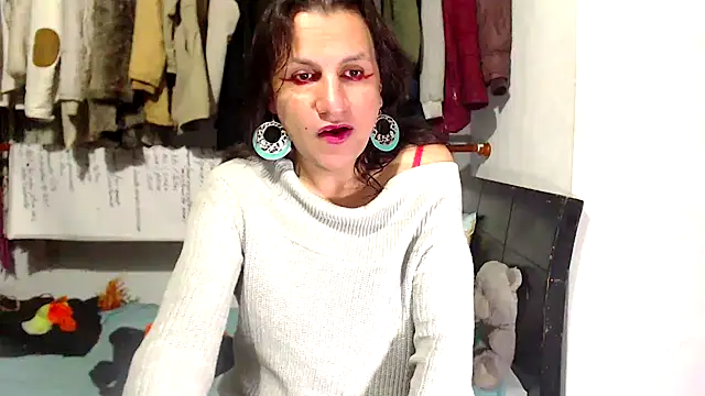 LorenJade online show from 03-11-26, 07:14