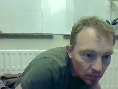 Snapshot of bertolini chatting on 12-18-24, 10:24 bertolini online show from 12-18-24, 10:24