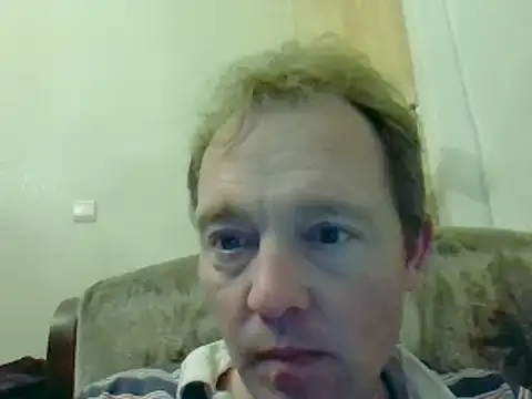 Snapshot of bertolini chatting on 02-17-25, 05:43 bertolini online show from 02-17-25, 05:43