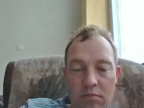 Snapshot of bertolini chatting on 03-11-25, 08:09 bertolini online show from 03-11-25, 08:09