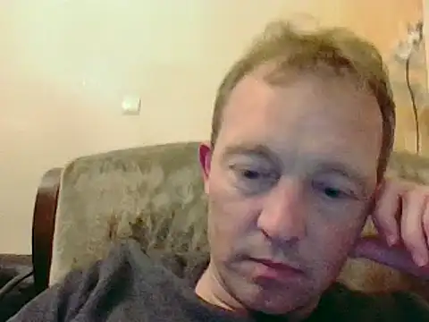 Snapshot of bertolini chatting on 03-22-25, 07:09 bertolini online show from 03-22-25, 07:09