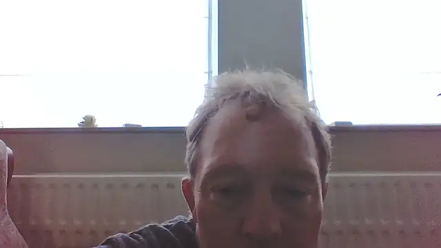 bertolini online show from 11-08-25, 01:55