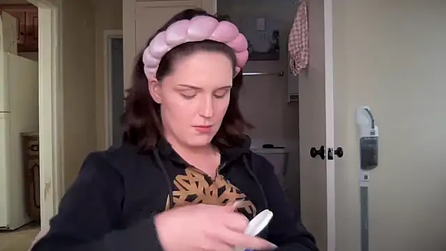 sexylilly69 online show from 02-19-25, 10:42