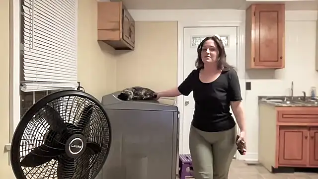 sexylilly69 online show from 09-21-25, 12:56