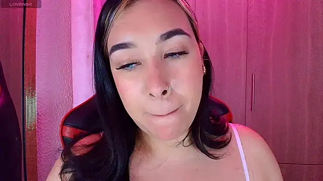 leahtemptation3 online show from 02-11-26, 11:10