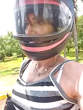 Irresistible24 online show from 02-01-26, 04:05