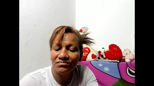 Snapshot of Laflaka22 chatting on 12-08-24, 11:19 Laflaka22 online show from 12-08-24, 11:19