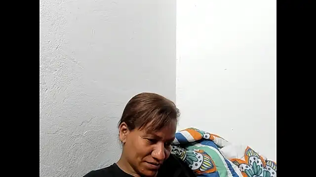 Snapshot of Laflaka22 chatting on 12-20-24, 11:37 Laflaka22 online show from 12-20-24, 11:37