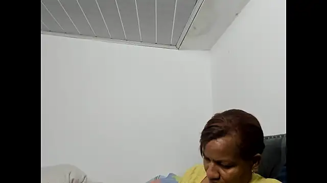 Snapshot of Laflaka22 chatting on 03-15-25, 12:25 Laflaka22 online show from 03-15-25, 12:25