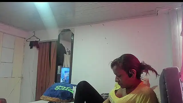 Laflaka22 online show from 05-12-26, 05:43