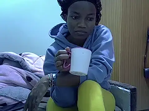 Snapshot of prettychoco1 chatting on 12-20-24, 04:09 prettychoco1 online show from 12-20-24, 04:09