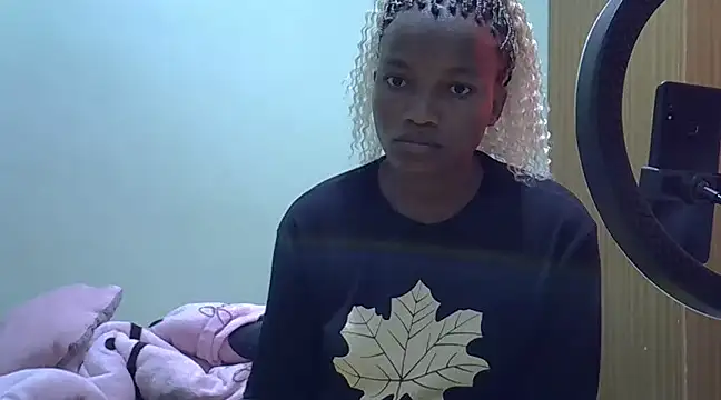 Snapshot of prettychoco1 chatting on 12-26-24, 11:43 prettychoco1 online show from 12-26-24, 11:43