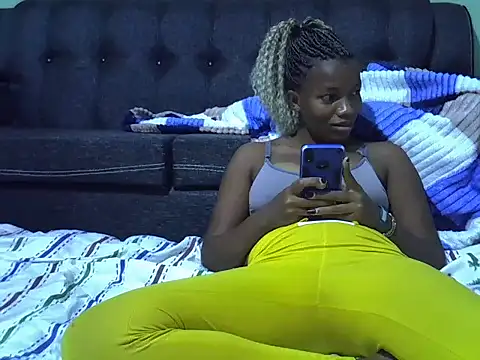 prettychoco1 online show from 01-07-25, 06:56