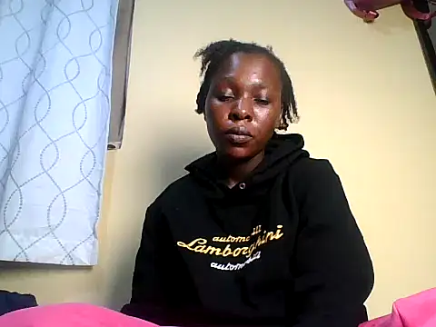 Snapshot of Sexyblackgold chatting on 05-29-26, 01:53 Sexyblackgold online show from 05-29-26, 01:53