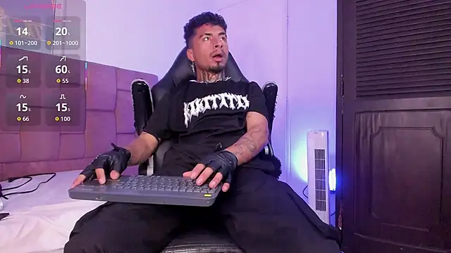 JuanCamiilo 66 online show from 03-11-26, 03:29