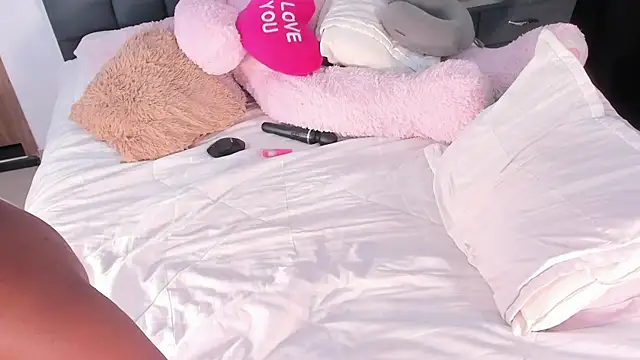 AfroditaRoy online show from 05-16-26, 12:29